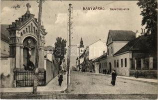 1914 Nagyvárad, Oradea, Grosswardein; Kapucinos és Zárda utca sarok, kereszt. Boros Jenő kiadása / street corner, Cross (EK)
