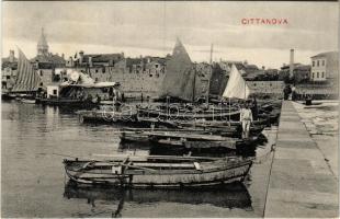 Novigrad, Cittanova, Cittanuova; Kikötő hajókkal / port with ships