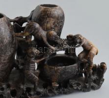 Majmos zsírkő váza, kis kopásnyomokkal, 27×16,5 cm