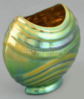 Zsolnay váza, Jáde sorozat. Formába öntött, relief mintázatú, eozinmázakkal festett porcelán. Tervez...