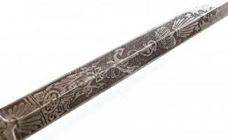 Osztrák tengerész altiszti dísztőr, kis sérüléssel a markolaton. Gravírozott pengével. 43 cm / Austr...