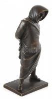 Kendős lányka bronz szobrocska Louvre múzeumi másolat 17 cm