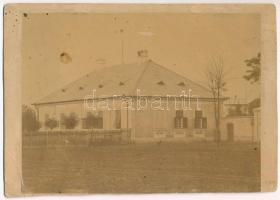 1876 Arad, ház. Fényképezte Auerbach / villa. photo (15,3 x 10,9 cm) (EK)