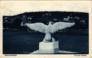 1936 Balatonalmádi, Turulos látkép, nyaralók. Kálmán István kiadása (lyuk / pinhole)