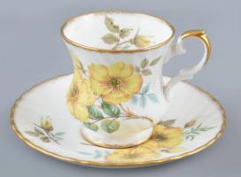 Elizabethan angol porcelán teás csésze aljjal. Matricás, jelzett, hibátlan, m: 6,5 cm, d: 12,5 cm