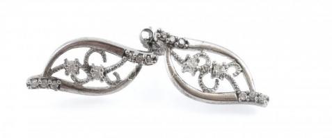 Ezüst(Ag) leveles fülbevalópár apró kövekkel, jelzett, h: 3 cm, bruttó: 4,8 g