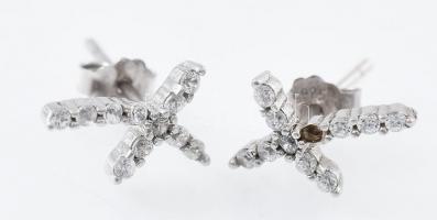 Ezüst(Ag) fülbevalópár, kőhiánnyal, jelzett, d: 1,3 cm, bruttó: 0,7 g