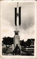 1944 Margitta, Marghita; Országzászló, park / Hungarian flag, park. photo (kis szakadás / small tear)