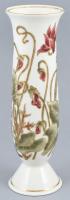 Zsolnay ciklámen mintás váza, kézzel festett, jelzett kis kopásnyomokkal, m: 27cm