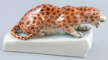 Herendi leopárd figura, terv: Markup Béla, kézzel festett, jelzett, hibátlan, h: 20 cm