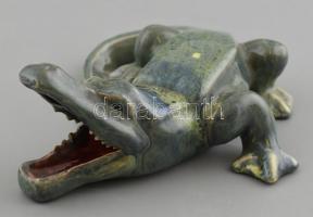 Endrő Margit krokodil. Mázas kerámia kézzel festett jelzett minimális kopással 17 cm