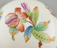 Herendi Viktória mintás bonbonier. Kézzel festett, jelzett, hibátlan. m: 7 cm, d: 9,5 cm