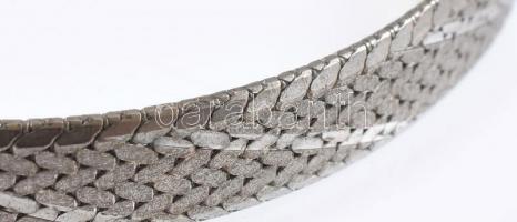 Ezüst(Ag) szőtt karkötő, jelzett, h: 19 cm, nettó: 18,9 g