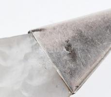 Ezüst (Ag) nyaklánc (gyöngyház medállal) és karkötő, jelzett, h:19,5-38cm, bruttó: 18,5g