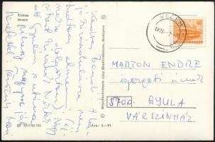 1976 Törőcsik Mari (1935-2021) saját kézzel írt és aláírt üdvözlő képeslapja Marton Endre részére