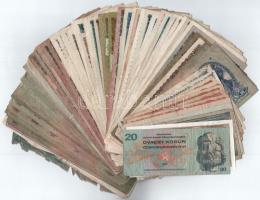 72db vegyes magyar korona, pengő bankjegy tétel, közte 1-1db jugoszláv és csehszlovák darab T:III,III-