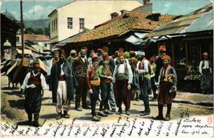 Sarajevo, Gruppe aus der Carsija / market, folklore + K.und K. Milit. Post Neu Bilek (EK)