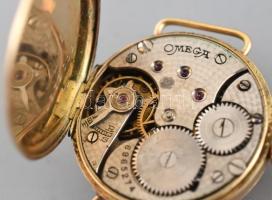 14k arany Omega karóra. Jelzett tok, jelzett szerkezet. Működő állapotban. d: 25 mm, br 14,32 g