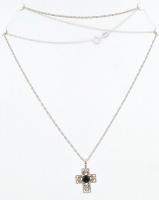 Ezüst (Ag)nyaklánc feszülettel kis fekete zománcpöttyös feszülettel bruttó 2,9 g