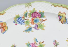 Herendi Viktória mintás 1db sültes / pecsenyés tál, kézzel festett porcelán, jelzett, kopásnyomokkal...