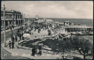 1947 Az FTC labdarúgói által Máltáról hazaküldött képeslap a játokosok Mátrai, Dékány, Kertész, stb ...