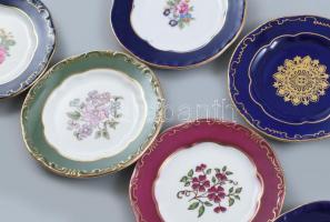 Zsolnay porcelán tálka, 6 db, matricás, jelzett, kis kopásnyomokkal, eredeti dobozában (egyet kivéve...