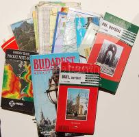 18 db város- és turisztikai térkép főleg magyarországi és bécsi illetve egy logisztikai zsebkönyv angol nyelven