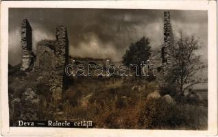 Déva, Ruinele cetatii / várromok / castle ruins. photo (fl)