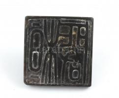 Kínai, faragott kő pecsétnyomó. 5,5x5,5 cm