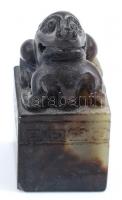 Kínai, figurális, faragott kő pecsétnyomó, m:4cm