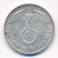 Német Harmadik Birodalom 1937F 2M Ag "Hindenburg" T:2 patina, kis ph
German Third Reich 1...
