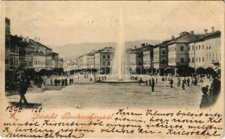 1898 (Vorläufer) Besztercebánya, Banská Bystrica; Fő tér, gyógyszertár, Kohn Ignác üzlete, szökőkút / main square, pharmacy, shops, fountain (Rb)