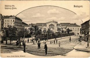 Budapest VIII. Rákóczi tér, Vásárcsarnok, Friedmann Adolf üzlete. Divald Károly 640. sz. (kis szakadások / small tears)