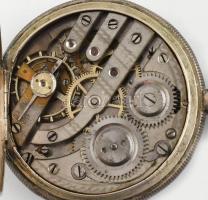 Régi zsebóra, vadászjelenettel díszített ezüst (Ag) tokkal, Remontoir 15 köves szerkezettel, nem műk...