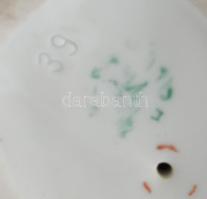 Hollóházi porcelán mókus, kézzel festett, jelzett, kis kopásnyomokkal, m: 13,5 cm