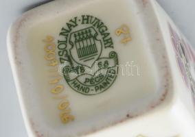 Zsolnay pillangó mintás váza, kézzel festett, jelzett, hibátlan, m:15 cm