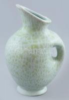 Gorka Géza (1894-1971): Zöld kiöntő. Kézzel festett mázas kerámia, jelzett (GNV Gorka I.), hibátlan,...