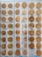 Szovjetunió 1921-1991. 1k-1R gyűjtemény két albumba rendezve, az albumok használt, de jó állapotúak ...