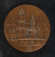 Pozsonyi Lajos (1932-2010) egykori labdarúgó, válogatott jégkorongozó, fotóriporter személyes anyaga...