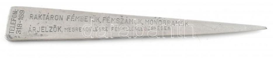 cca 1940-1950 "Fekete fémbetűs fémfeliratok, fémbetűk, fémszámok, monogramok, árjelzők" re...