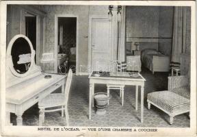 1912 Oostende, Ostende; Hotel de LOcéan, vue dune chambre a coucher / hotel, room interior (tear)