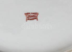 Hüttl Tivadar porcelán tálka, matricás jelenetekkel, jelzett, kopott, 22x15cm