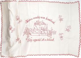 2 db régi, hímzett konyhai falvédő. Nagyobbik 120x80 cm