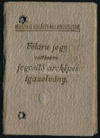 1924 Dr. Szászy István (1899-1976) törvényszéki jegyző, jogász fényképes MÁV igazolványa, benne auto...