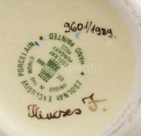 Zsolnay virágmintás váza, kézzel festett, jelzett, hibátlan, m: 25,5 cm