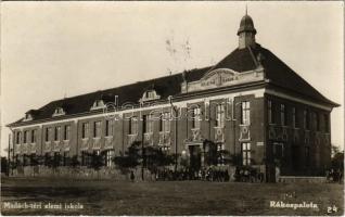 1933 Budapest XV. Rákospalota, Madách téri elemi iskola. photo