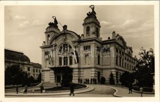 1942 Kolozsvár, Cluj; Nemzeti színház magyar zászlókkal és címerrel / theatre with Hungarian flags and coat of arms