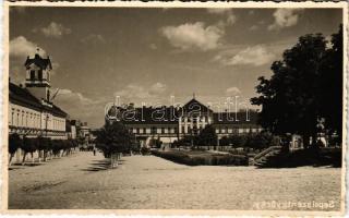 Sepsiszentgyörgy, Sfantu Gheorghe; Fő tér / main square. Studio Kövér photo