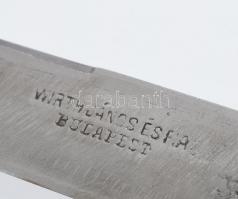 Ezüst (Ag) nyelű kés, jelzett, kopott, vésett monogrammal, h:20cm, bruttó: 323g