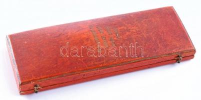 Ezüst (Ag) keresztelő készlet, 1840, Bécs. jelzett, sérült, eredeti dobozában, bruttó: 86 g